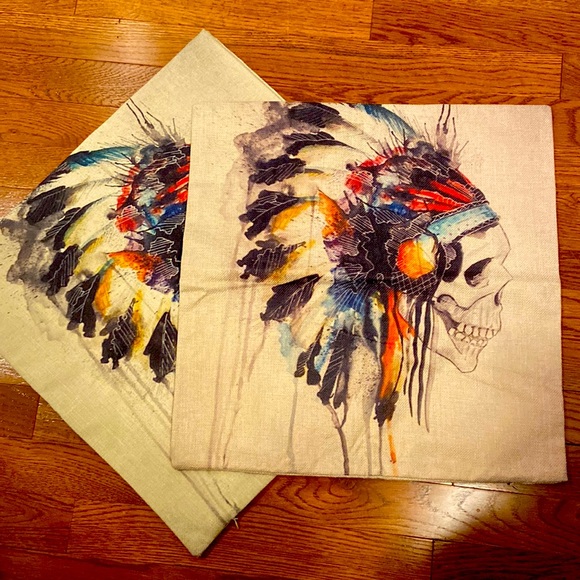 2 Skull Pillowcases - Picture 1 of 4